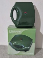 Cookworks SW293GR Double Toasted Sandwich Maker Toaster 4 Portion Non Stick 700W