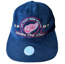 Vintage DETROIT RED WINGS 1997 NHL Stanley Cup Champs Hockey Cap Snapback Hat