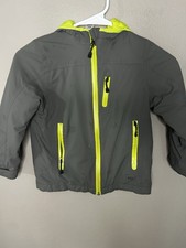 REI Boys Jacket Size 4-5 Gray/Green Hooded Winter Coat With Pockets. Pre Owned
