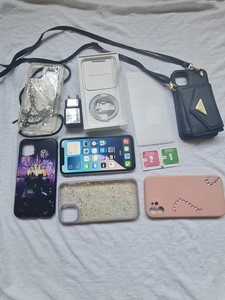 Apple iPhone 11 A2221 - 128GB - Grün (Ohne Simlock) (Dual - SIM)