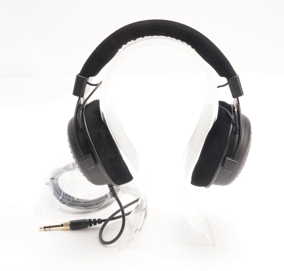 Beyerdynamic DT 990 Premium Open Back Over Ear Hi Fi Stereo Headphones Black - Image 2 of 3