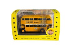 Only Fools and Horses Appreciation Society Museum Touring Bus OO Scale 1:76