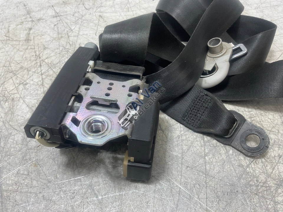 Cinturón de seguridad delantero derecho VOLKSWAGEN CADDY C20 TDI 2015-2020 2K5857806B Foto 3 de 4