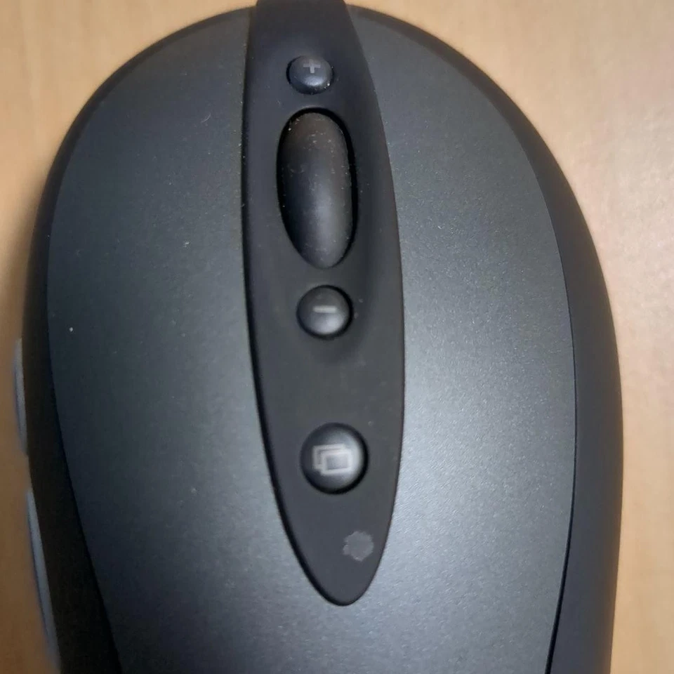 Logitech Performance Optical Mouse - Image 3 of 3