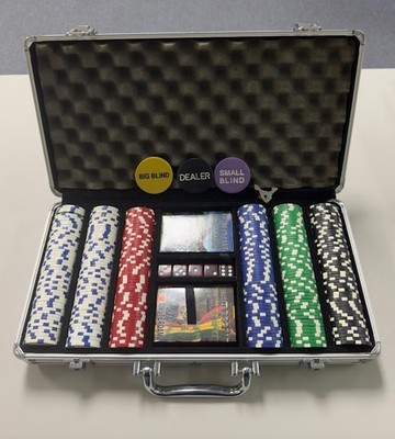 Pavilion 300 Piece Poker Set in Case Complete: Buttons. 2 card decks, dice, keys
