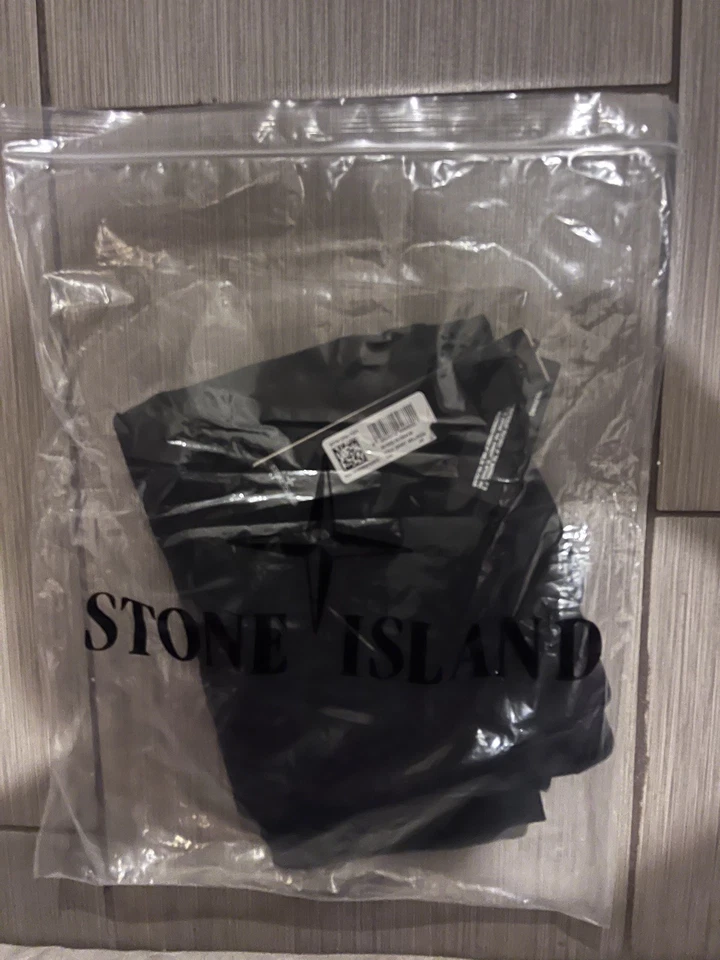 Camiseta Stone Island Negra Talla L Foto 4 de 4