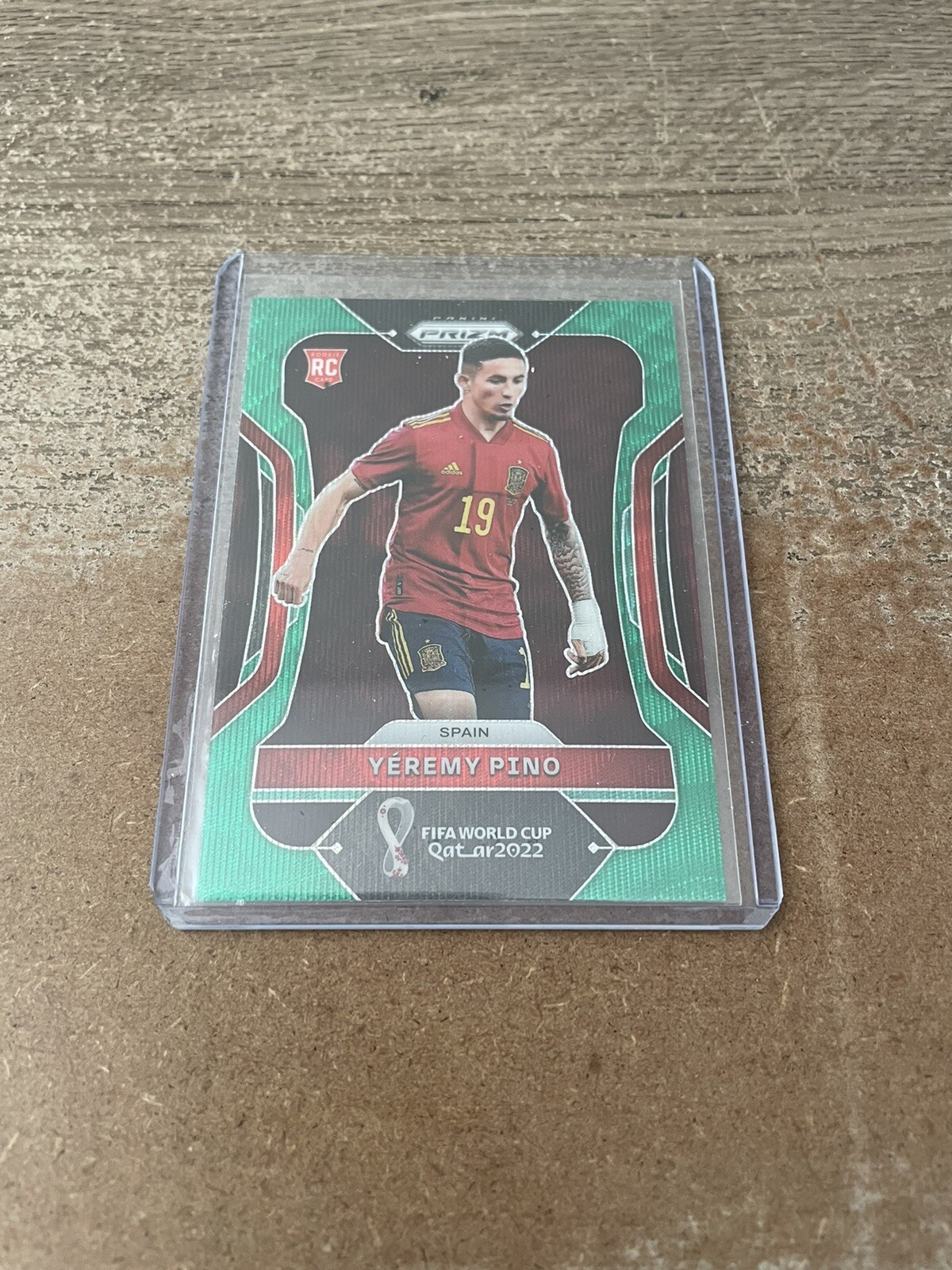 2022 Panini Prizm World Cup Qatar Green Wave Prizm Yeremy Pino #229 RC