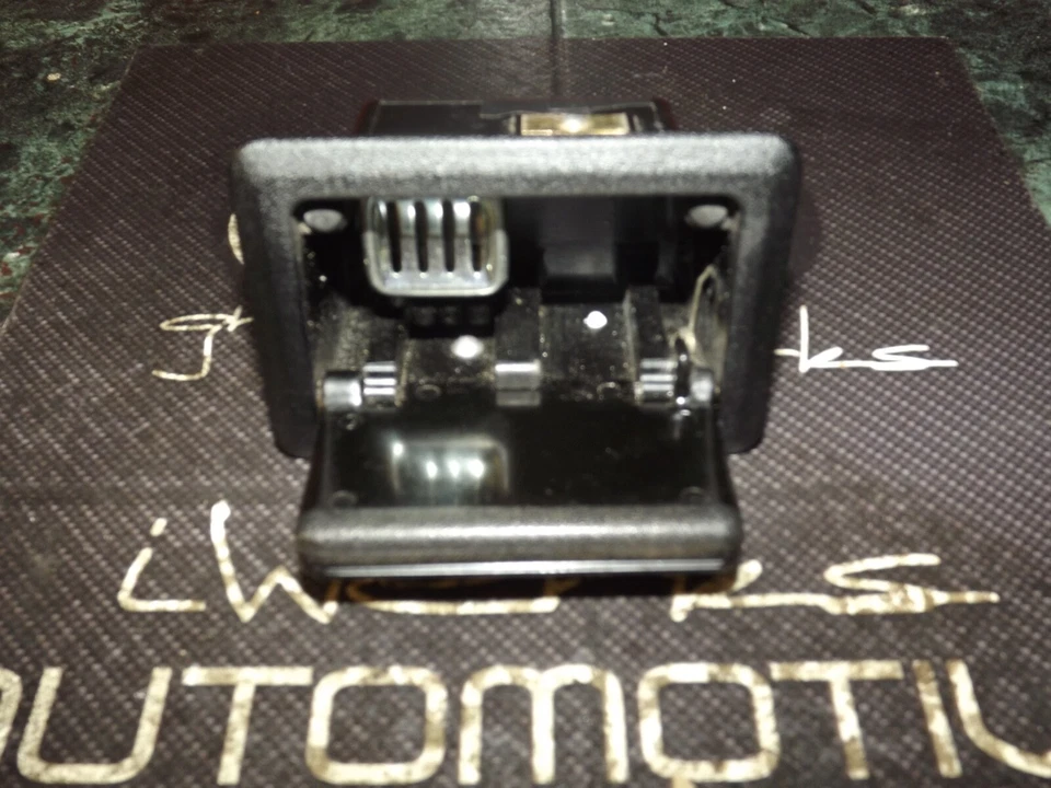OEM 92-95 USDM LHD Honda Civic optional EG EG6 EJ SR3 audio console ash tray NDV - Image 2 of 4