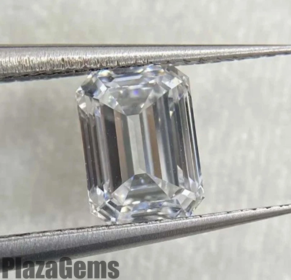 5 Ct Emerald Cut Lab Grown Diamond VVS1-D IGL Certified CVD Loose Gem 5ARV - Image 3 of 4