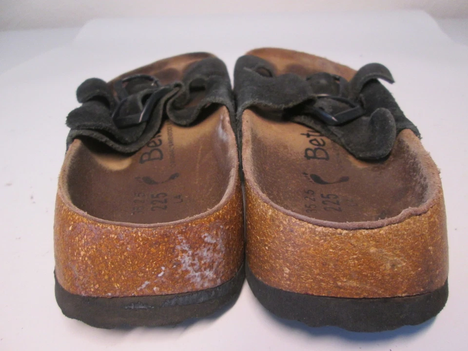 Sandálias Betula Feminina Tamanho 4 Planas Preta Logotipo Ajustável Estampa Conforto Casual - Imagem 2 de 4