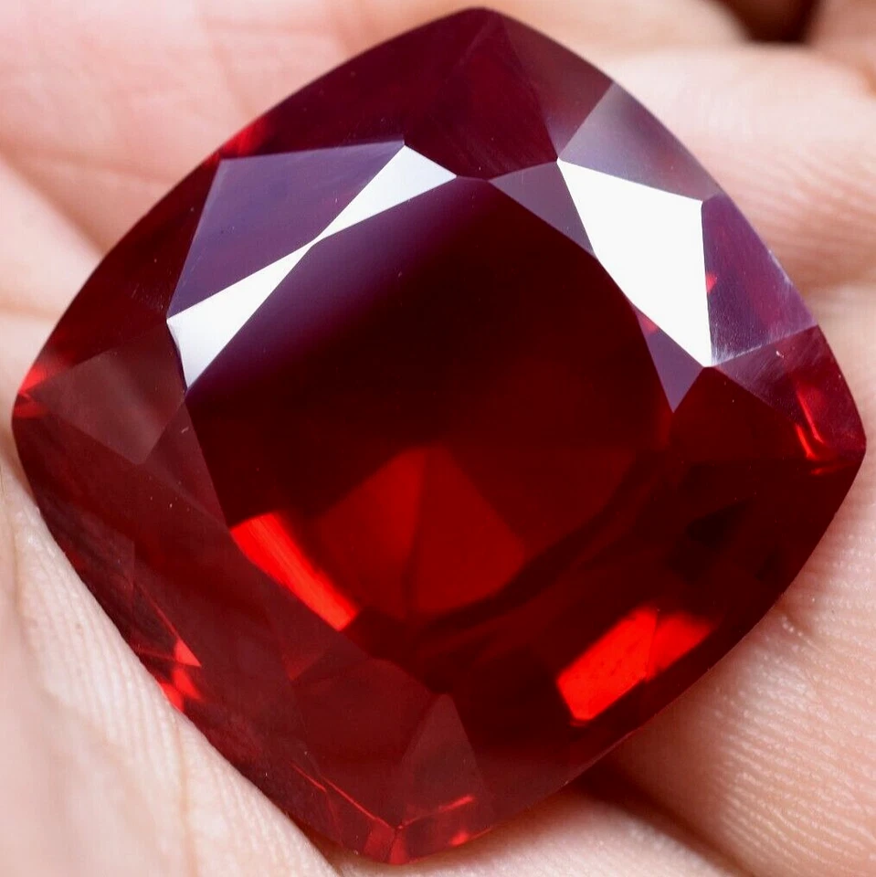 Piedra preciosa suelta natural 61,50 quilates enorme rubí rojo sangre Mozambique certificado GGL Foto 4 de 4