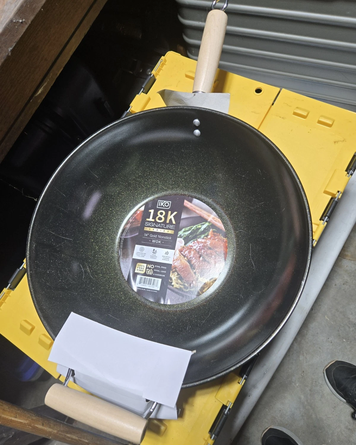 IKO 18K Signature Series 14" Gold Nonstick Steel Wok, Long Handle, Flat-Bottomed