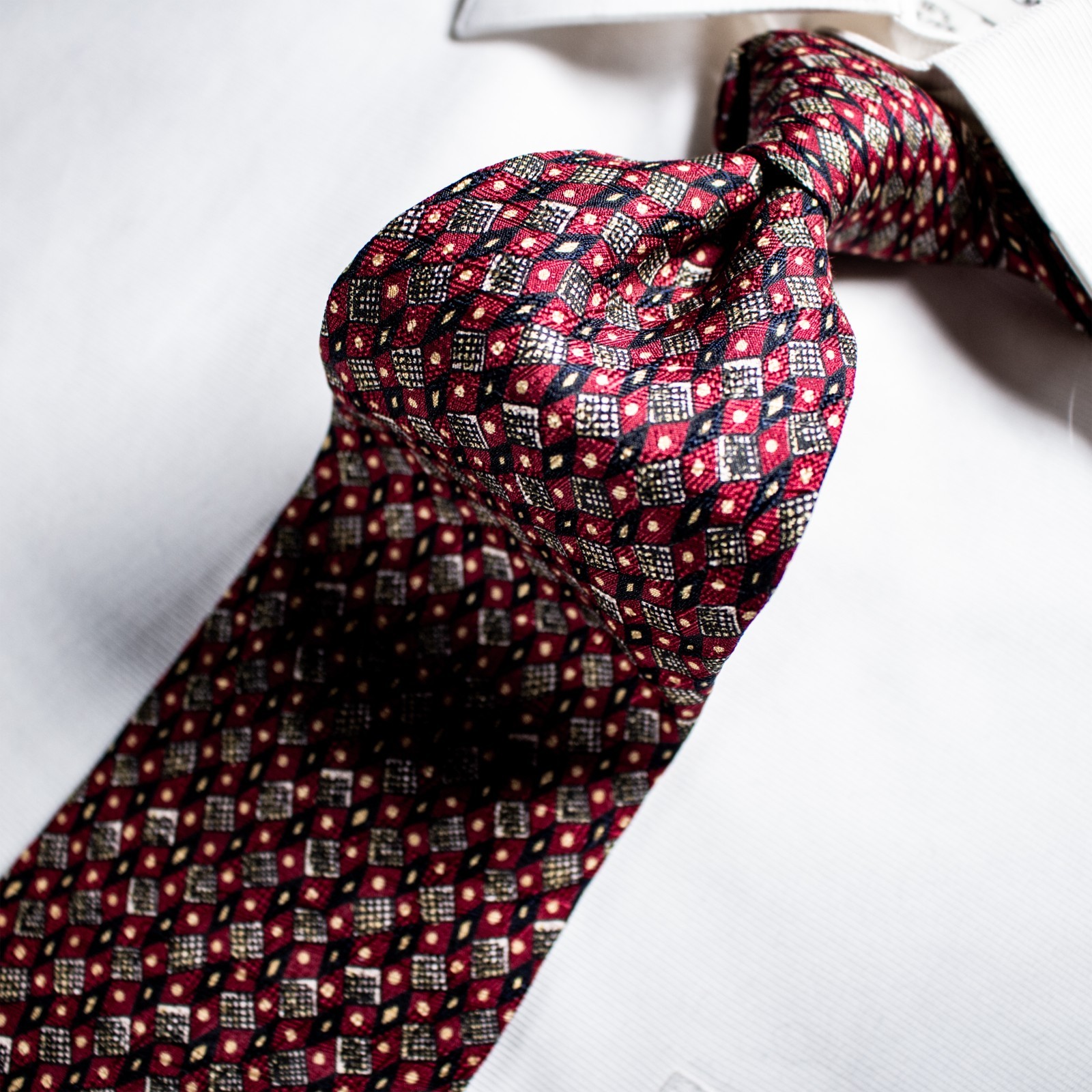 ROBERT TALBOTT Red Black Gray Geometric Silk Neck… - image 8