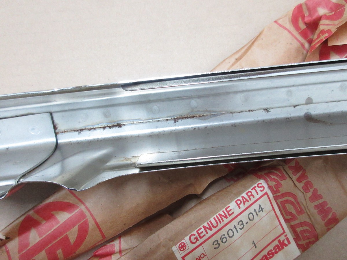 Kawasaki KH125 Chain Case NOS KH GTO Mud Guard Cover Chain