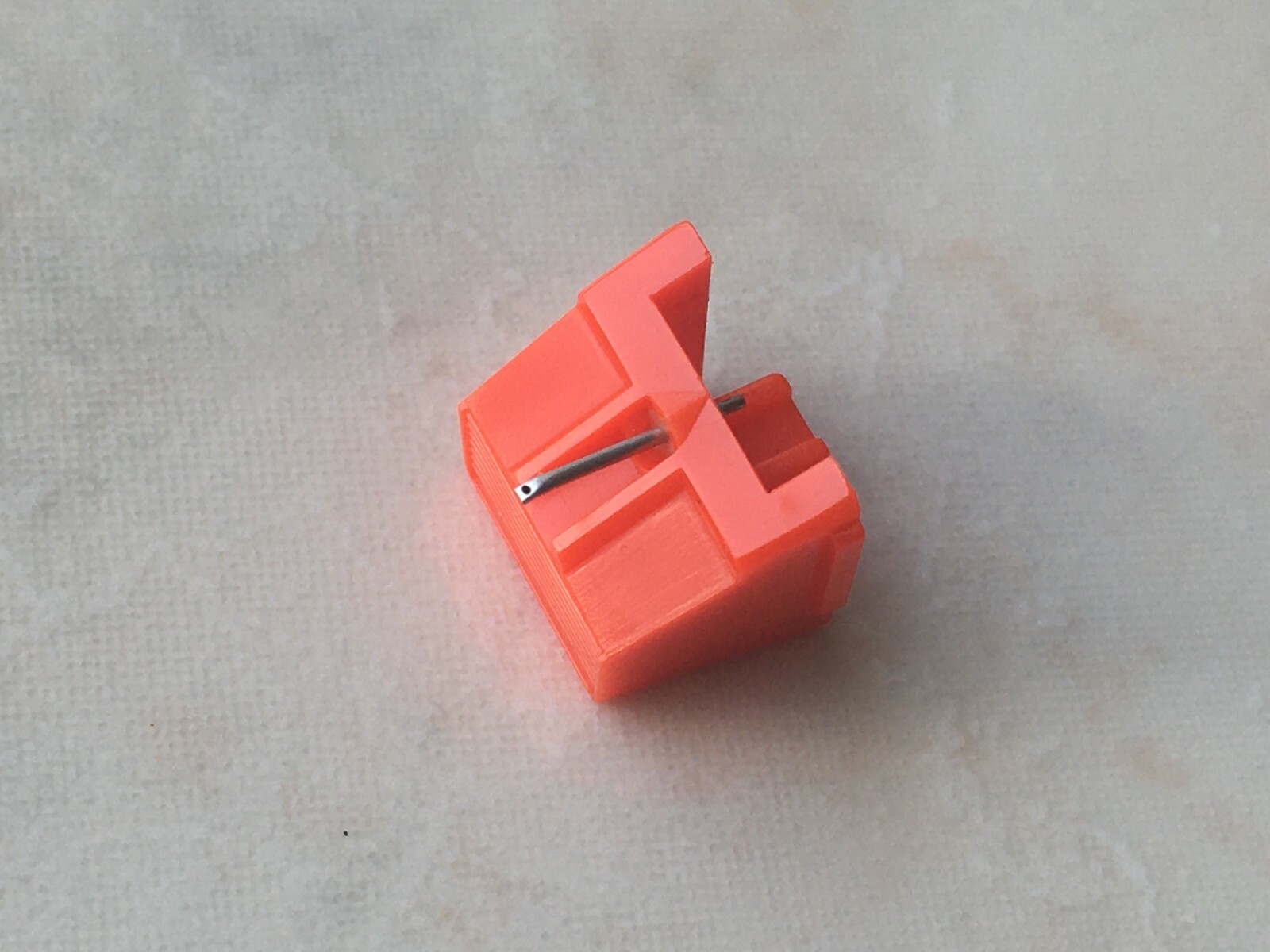 Diamant TENSAI DR115 Needle vinyle de haute précision pour une clarté acoustique d'exception