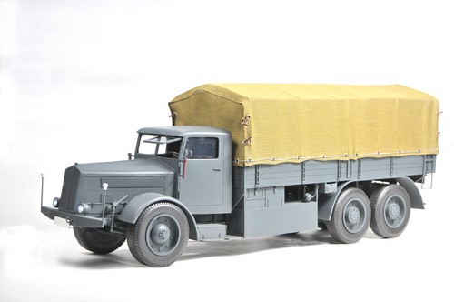 Faun L900 D567 Wespe Models 1:16 LKW Resinmodell fertig gebaut 16011