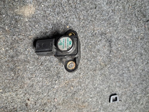 E6* Mercedes Benz W212 BJ2014 Luftmassenmesser Sensor 0261230190 A 0061539728