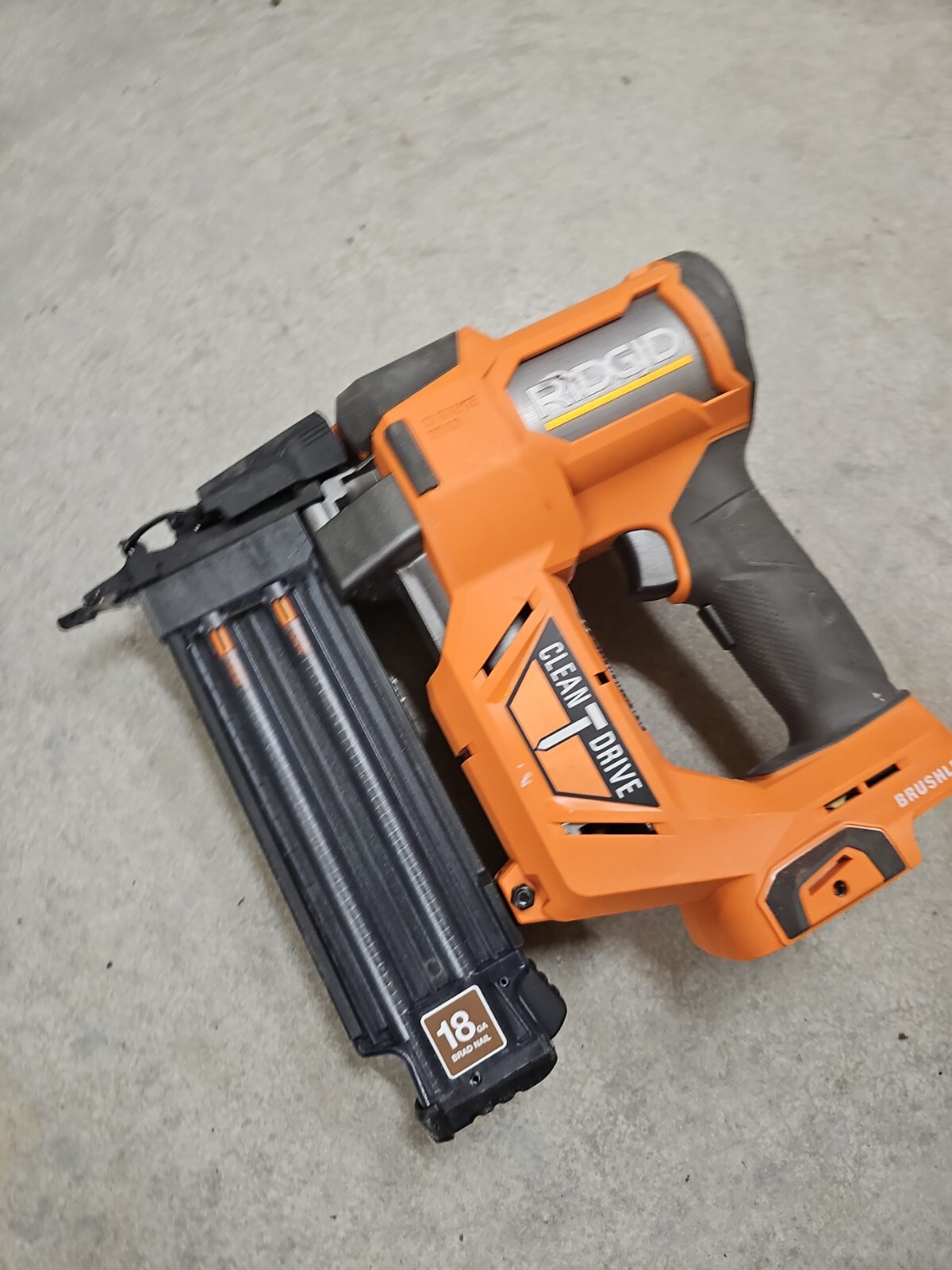 FOR PARTS RIDGID 18V Brushless Cordless 18Gauge 21/8 in. Brad Nailer