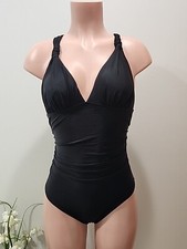 NWT Cupshe Womens One Piece Swimsuit Size Medium Black Color V-neckline..
