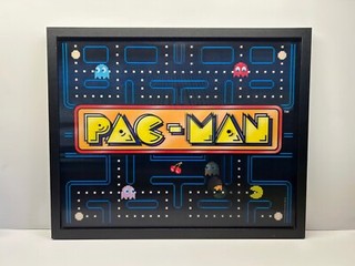 PAC-MAN Moving Holographic Arcade Wall Hanging Shelf Decor Retro Man Cave 1980's