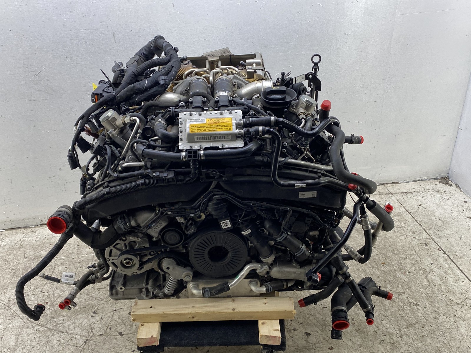 2014-2019 BENTLEY FLYING SPUR OEM 4.0L V-8 TWIN TURBO ENGINE *41K MILES*