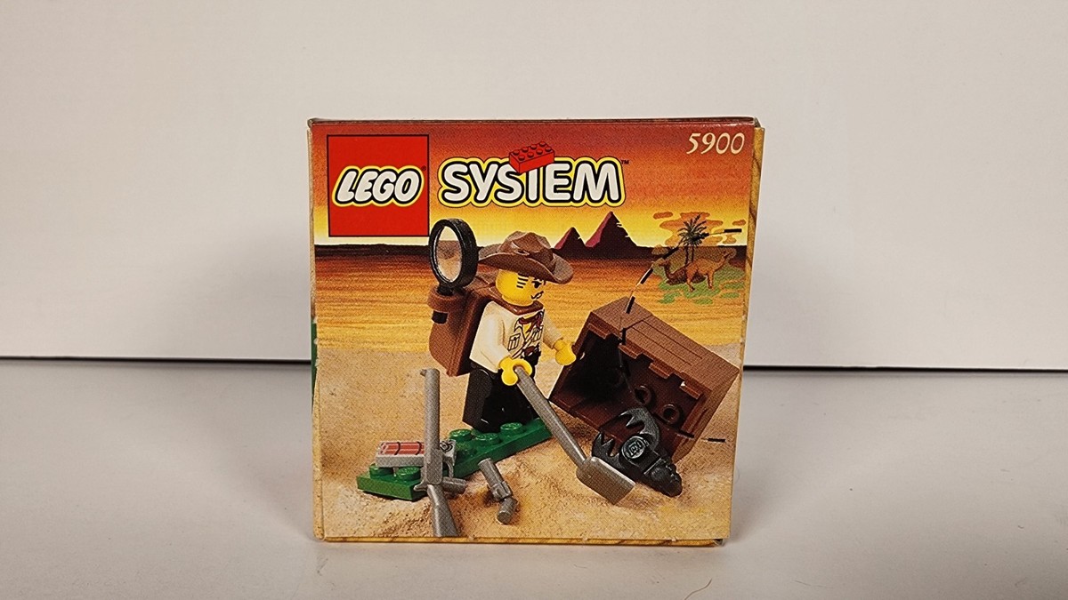 LEGO Adventurers: Adventurer-Johnny Thunder (5900) for sale online