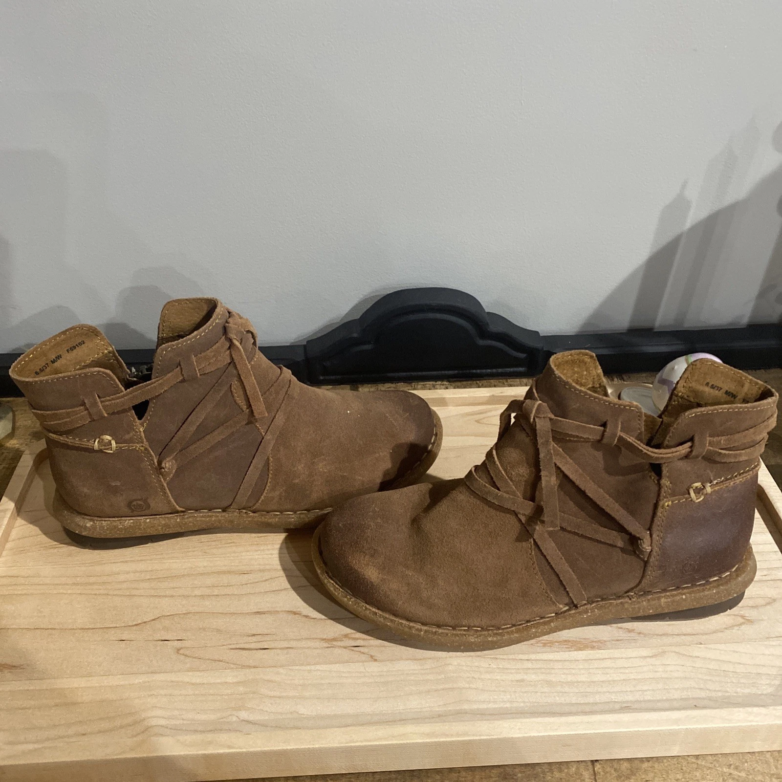 BORN Womens Tarkiln Boots Booties Sz 6.5 Brown Suede Leather Ankle Flat