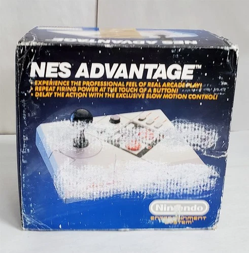 D-368 VINTAGE NINTENDO NES ADVANTAGE ARCADE STYLE JOYSTICK CONTROLLER IN BOX!