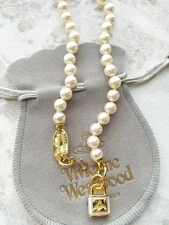 Vivienne westwood Silver Tone Bas Relief Pearl Orb Choker Necklace Box Set