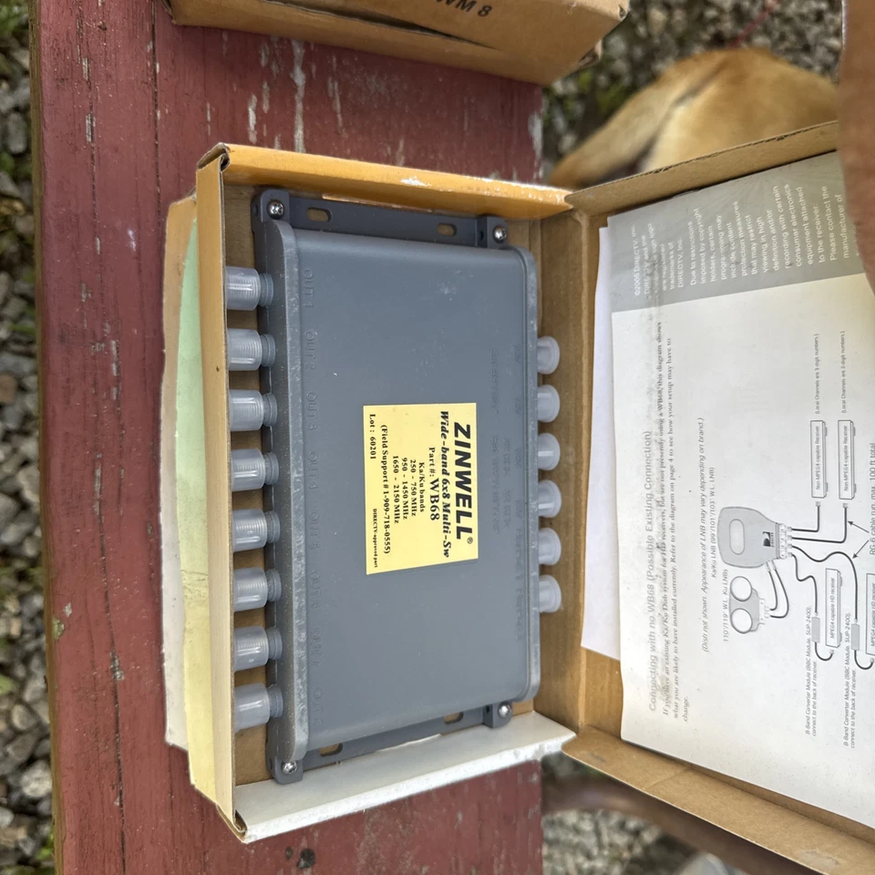ZINWELL DirecTV Wide Band 6x8 Satellite Multi-Switch WB68  - Image 2 of 3