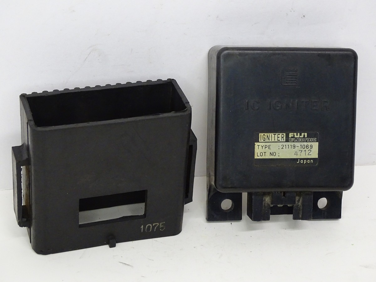 1984 Kawasaki ZX750A GPZ CDI Ignitor OEM | eBay