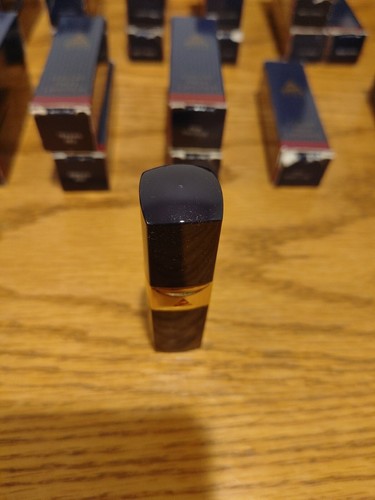 AVON farbreicher Lippenstift (VERSCHIEDENE FARBEN) Wählen Sie Ihre Farbe (NOS) - Bild 3 von 9