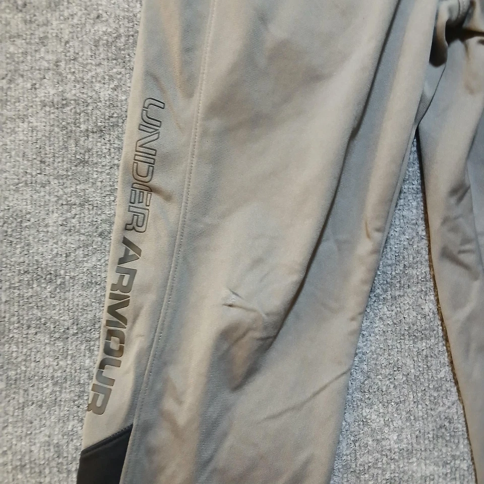 Pantalones Under Armour Juveniles Gris Medio Calce Suelto Joggers Atléticos Pista Deportes Foto 2 de 4