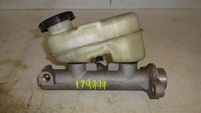 Brake Master Cylinder Without Traction Control Fits 97-03 Taurus 643496