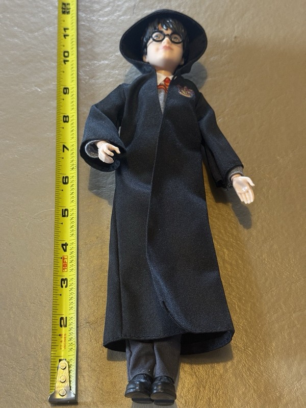 harry potter figurine