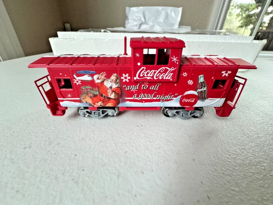Hawthorne Bachmann HO Christmas Coc-Cola Caboose 'to all a goodnight' + Track - Image 4 of 4