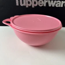 Tupperware Thatsa Jr Mixing Bowl 2.8 L / 12 Cup Pink With Matching Seal 12cup !.