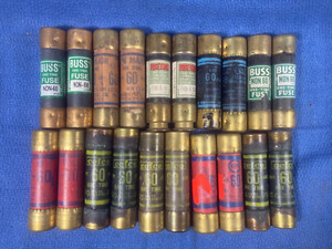 A LOT OF 4 ASSORTED BRANDS 60 amp 250 volt cartridge FUSES PULLOUT FUSE BUSS+