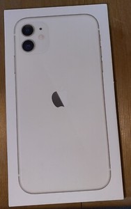 Apple iPhone 11 A2221 - 128GB - Weiß (Ohne Simlock) (Dual-SIM)