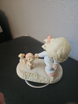 Precious Moments PM0052 Getting There Is Half The Fun 2005 No Box