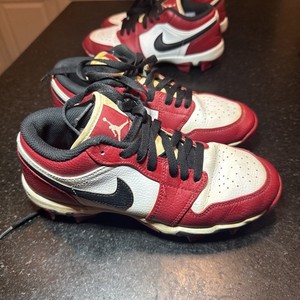 michael jordan youth football cleats