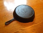 GRISWOLD No 8 CAST IRON SKILLET LARGE BLOCK LOGO WITH HEAT RING 704 V 1920s