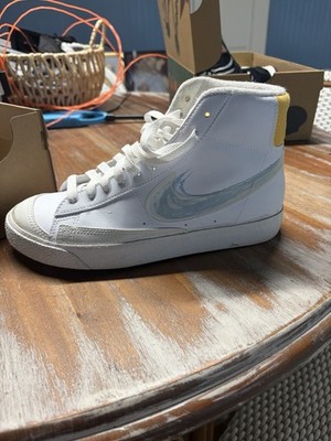 Size 6 (GS) - Nike Blazer Mid 77 Painted Swoosh