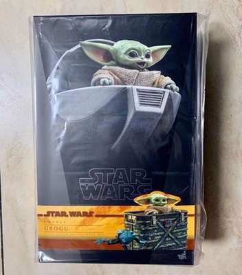 New Hot Toys TMS043 Star Wars The Mandalorian 1/6th Grogu Collectible Set