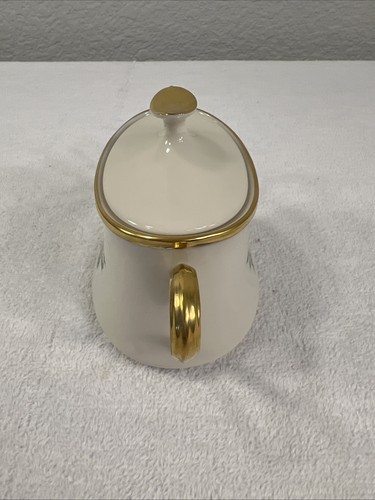 Zuccheriera Lenox Holiday China con coperchio Made in USA agrifoglio e bacche - Foto 11 di 15