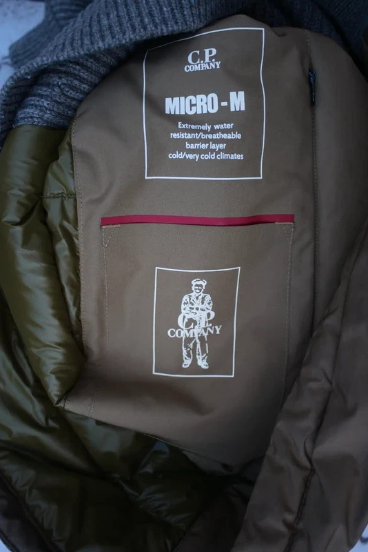 Cp Company Micro-M Hooded Down Wool  Jacket Size medium image 2