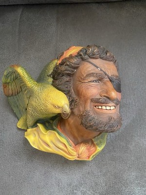 Vintage Bossons Buccaneer Chalkware Head Pirate Parrot England 1964 Wall Bust