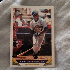 Topps 1993 Ken Griffey Jr. #179 Seattle Mariners Base Set Baseball Card