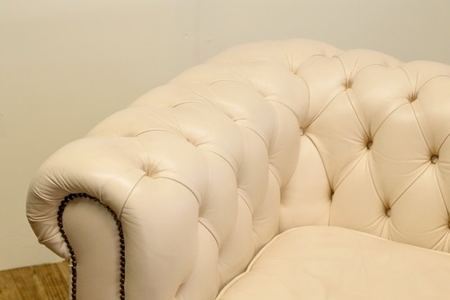Chesterfield Cream Leather Club Armchair - Picture 9 of 17