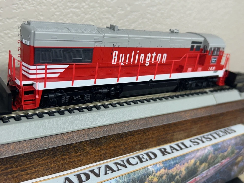 U28B BURLINGTON ROAD SWITCH LOCO DC / DCC Ready HO Scale " CHINESE RED " NEW OOP - Image 3 of 4